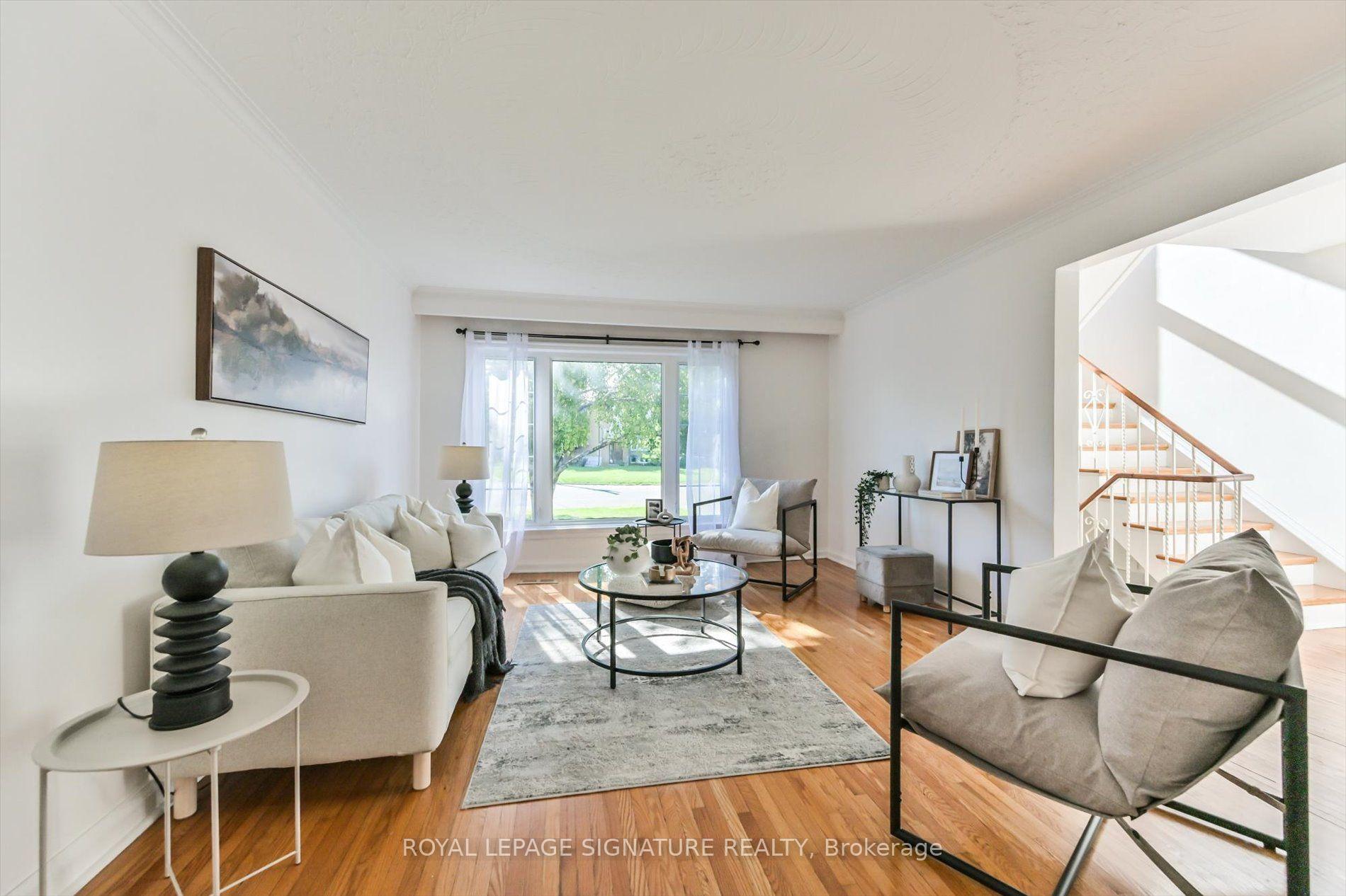 Photo 4 of 52 Dalside Crescent, North York, Victoria Village — HOMEH