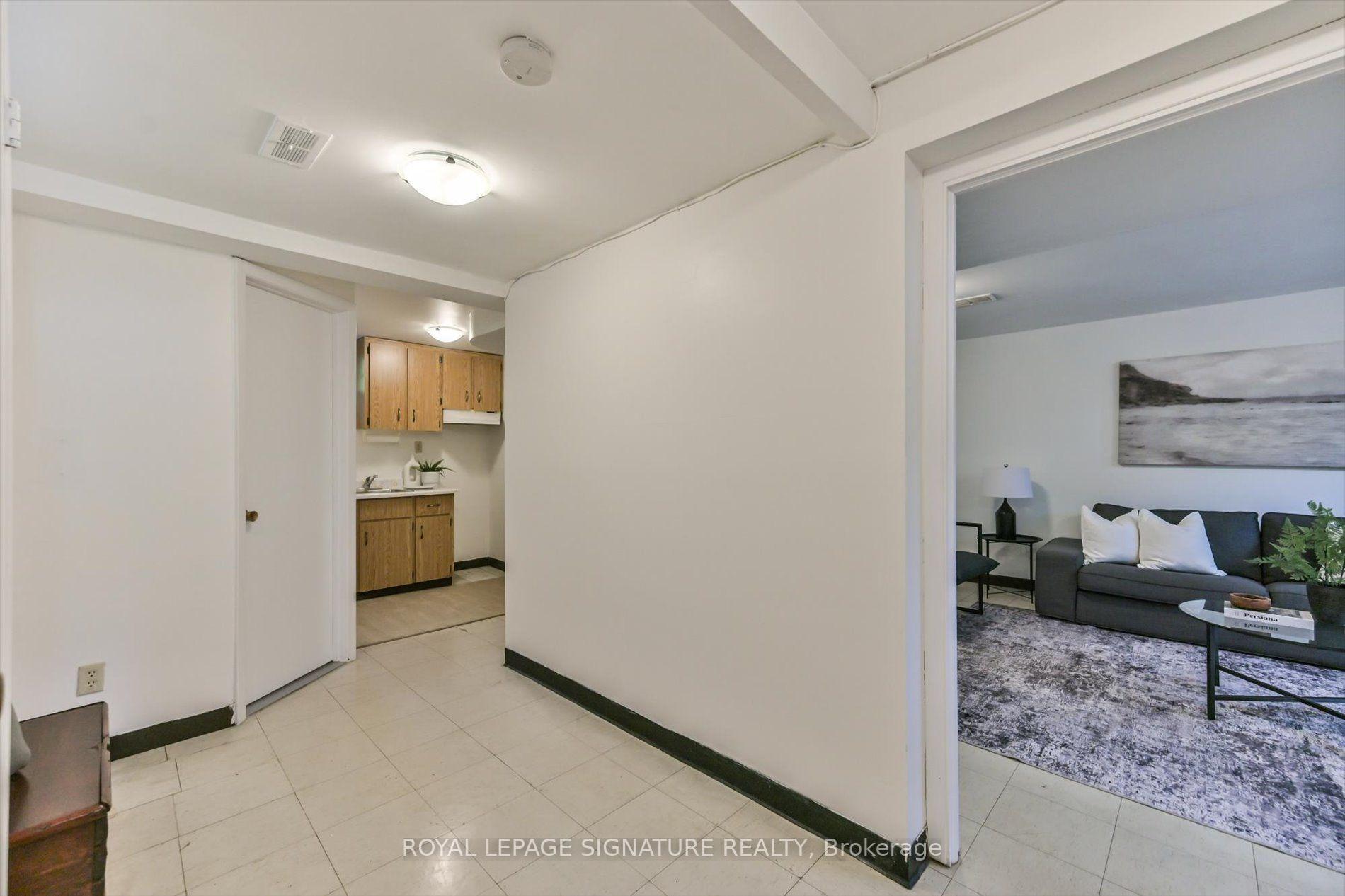 Photo 20 of 52 Dalside Crescent, North York, Victoria Village — HOMEH
