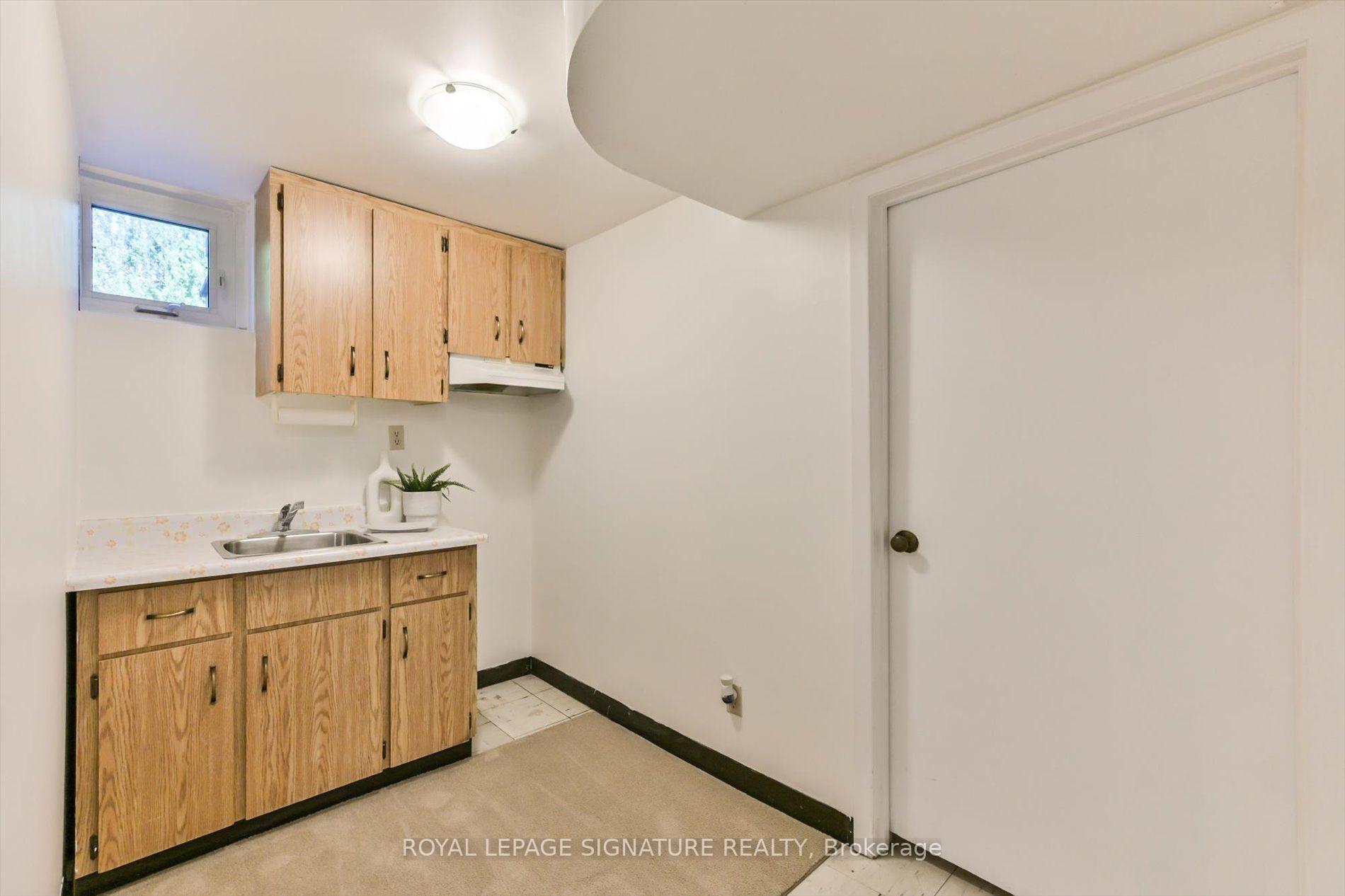 Photo 21 of 52 Dalside Crescent, North York, Victoria Village — HOMEH