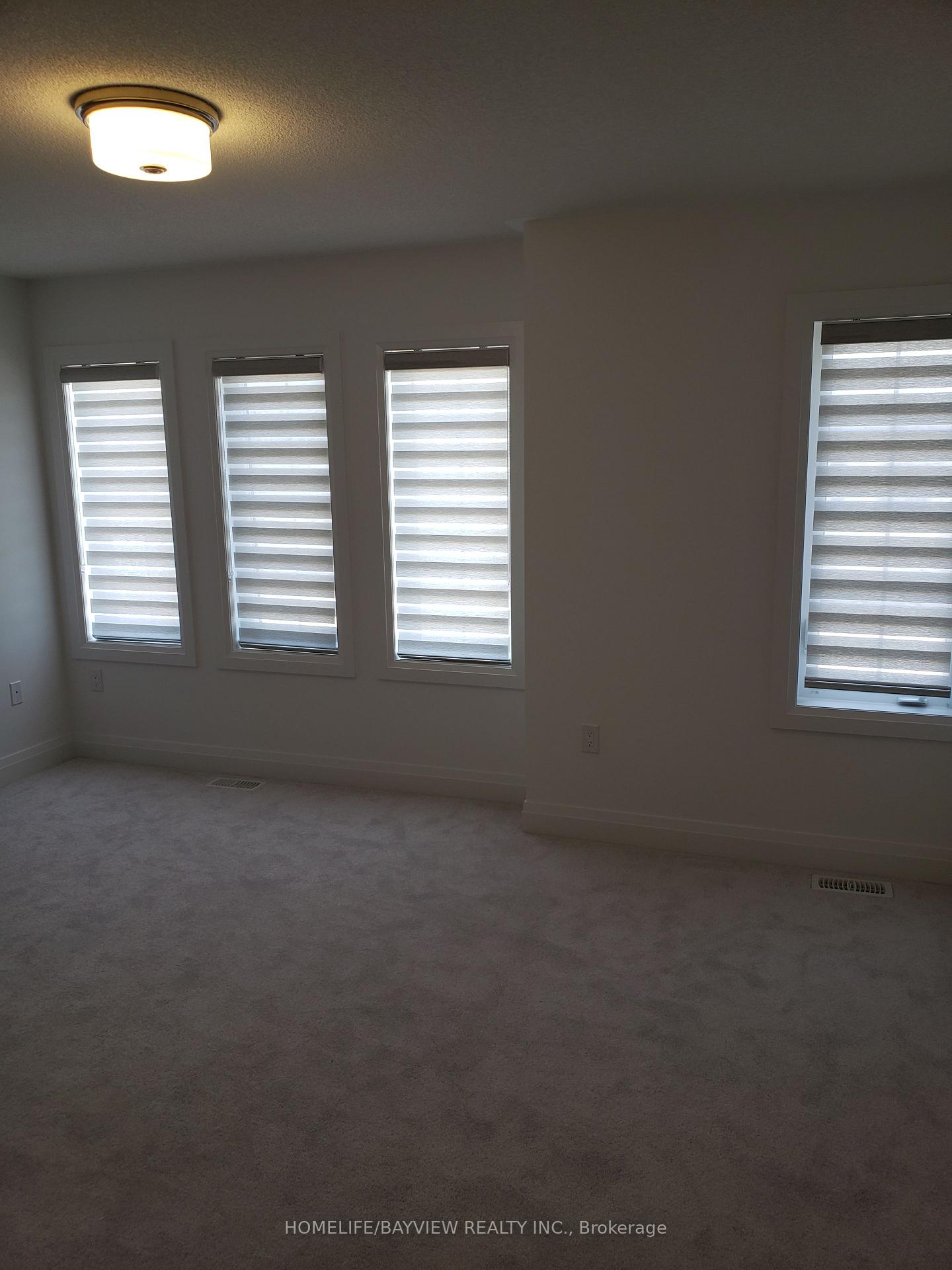 Photo 19 of 4169 Hillsborough Crescent, Oakville, Glenorchy — HOMEH
