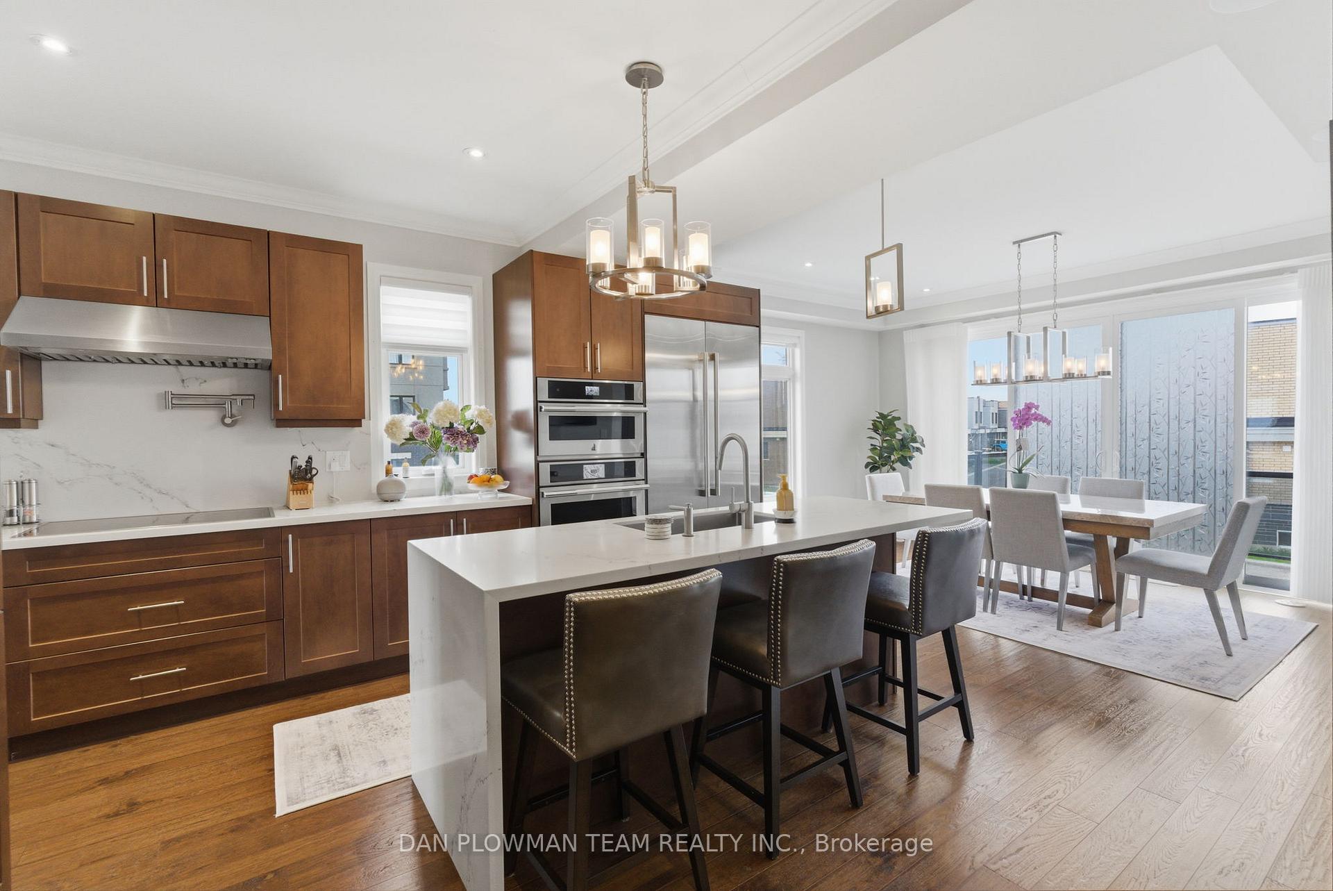 Photo 5 of 779 Port Darlington Road, Clarington, Bowmanville — HOMEH