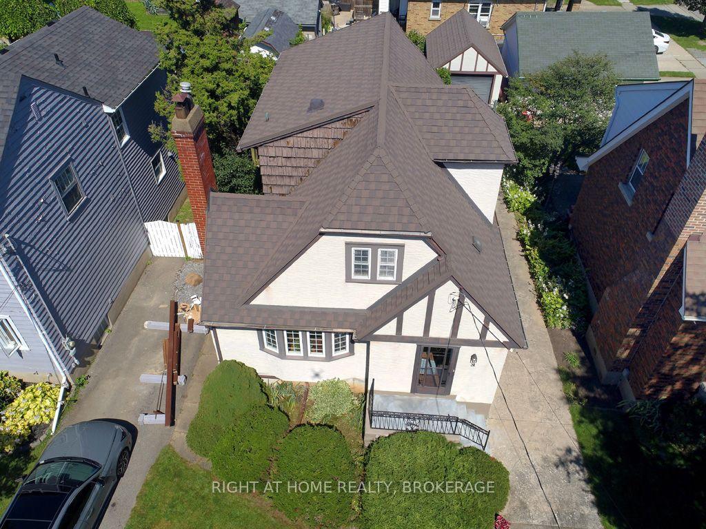 Photo 9 of 31 Stuart Avenue, St. Catharines, Downtown — HOMEH