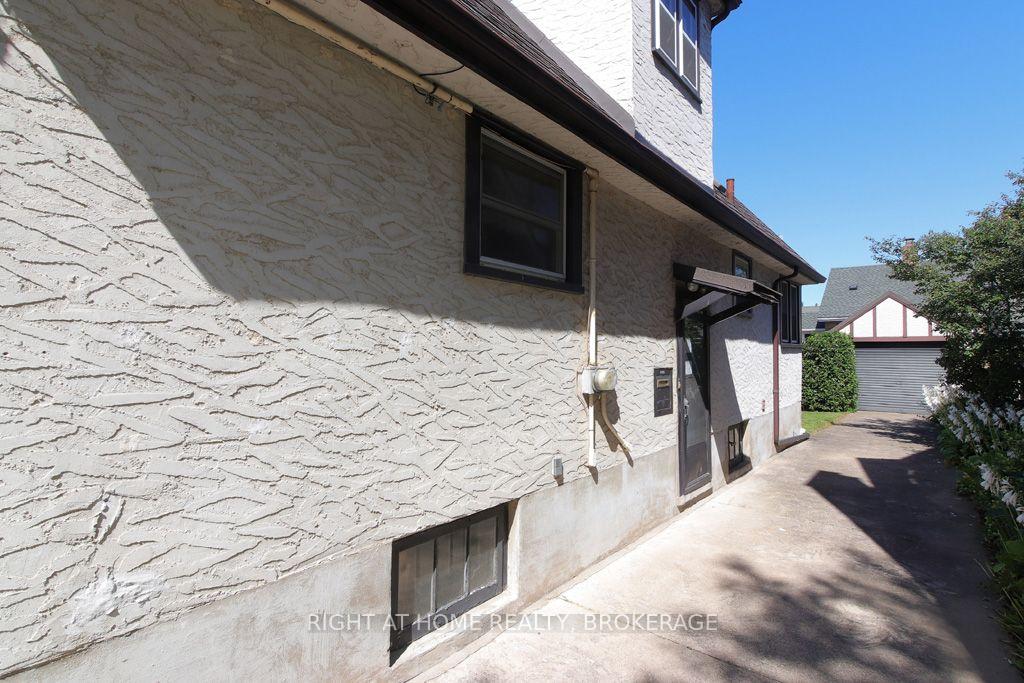 Photo 14 of 31 Stuart Avenue, St. Catharines, Downtown — HOMEH