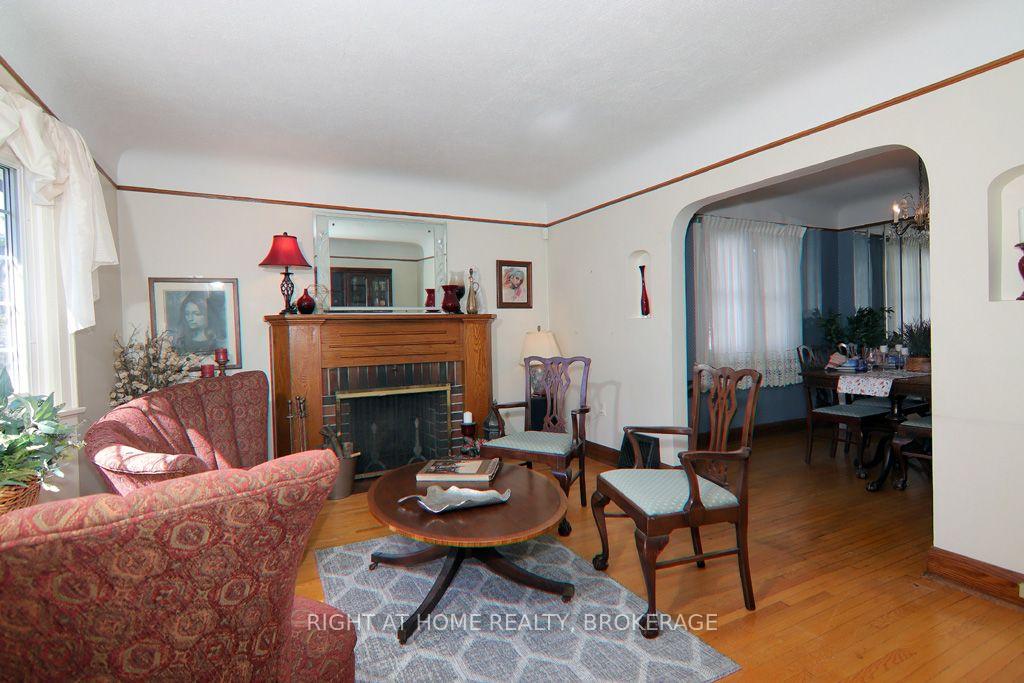 Photo 18 of 31 Stuart Avenue, St. Catharines, Downtown — HOMEH