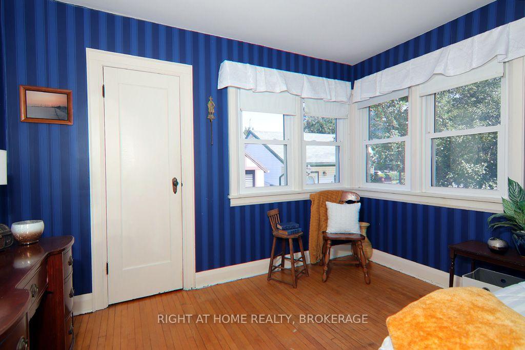 Photo 27 of 31 Stuart Avenue, St. Catharines, Downtown — HOMEH