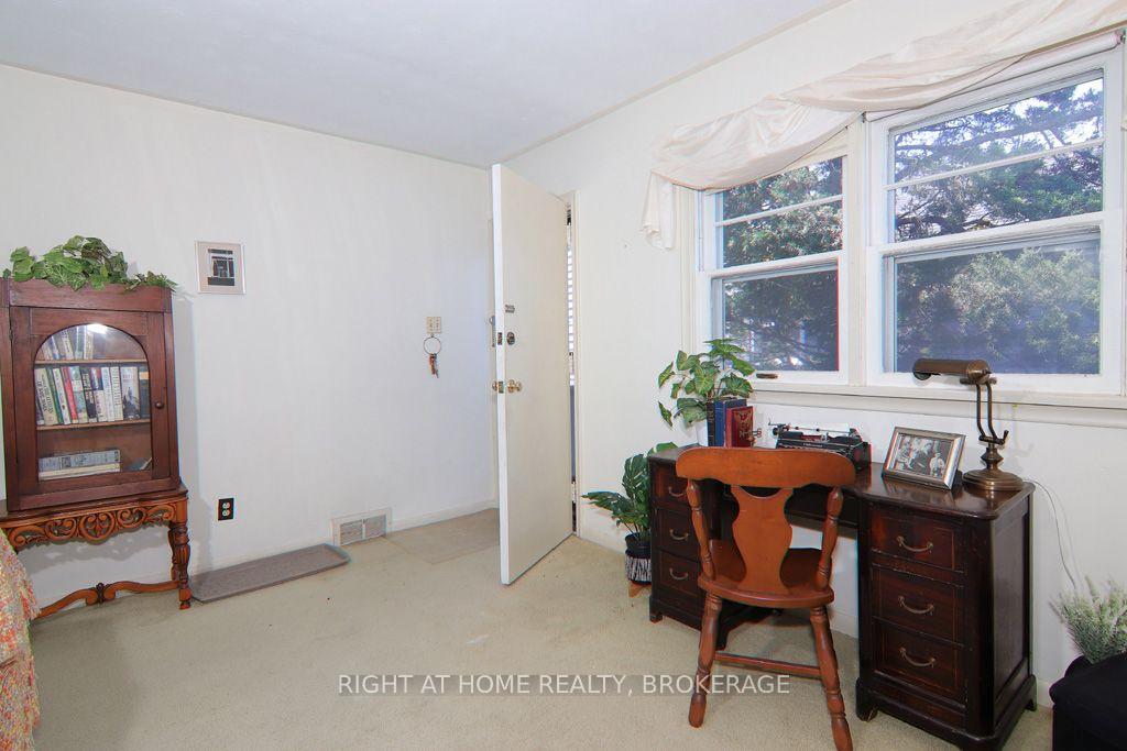 Photo 32 of 31 Stuart Avenue, St. Catharines, Downtown — HOMEH