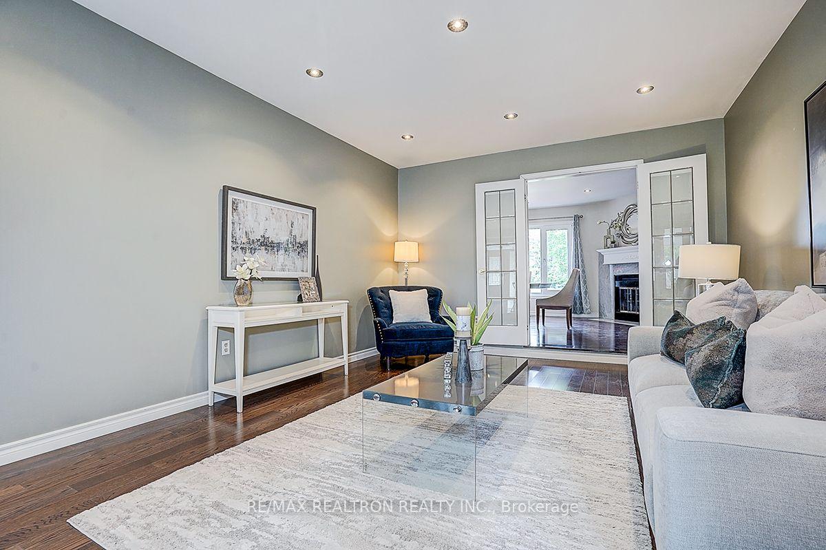 Photo 6 of 233 Brimson Drive, Newmarket, Glenway Estates — HOMEH