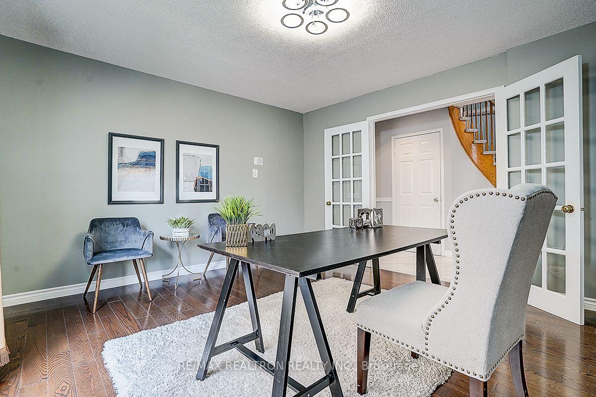 Photo 15 of 233 Brimson Drive, Newmarket, Glenway Estates — HOMEH