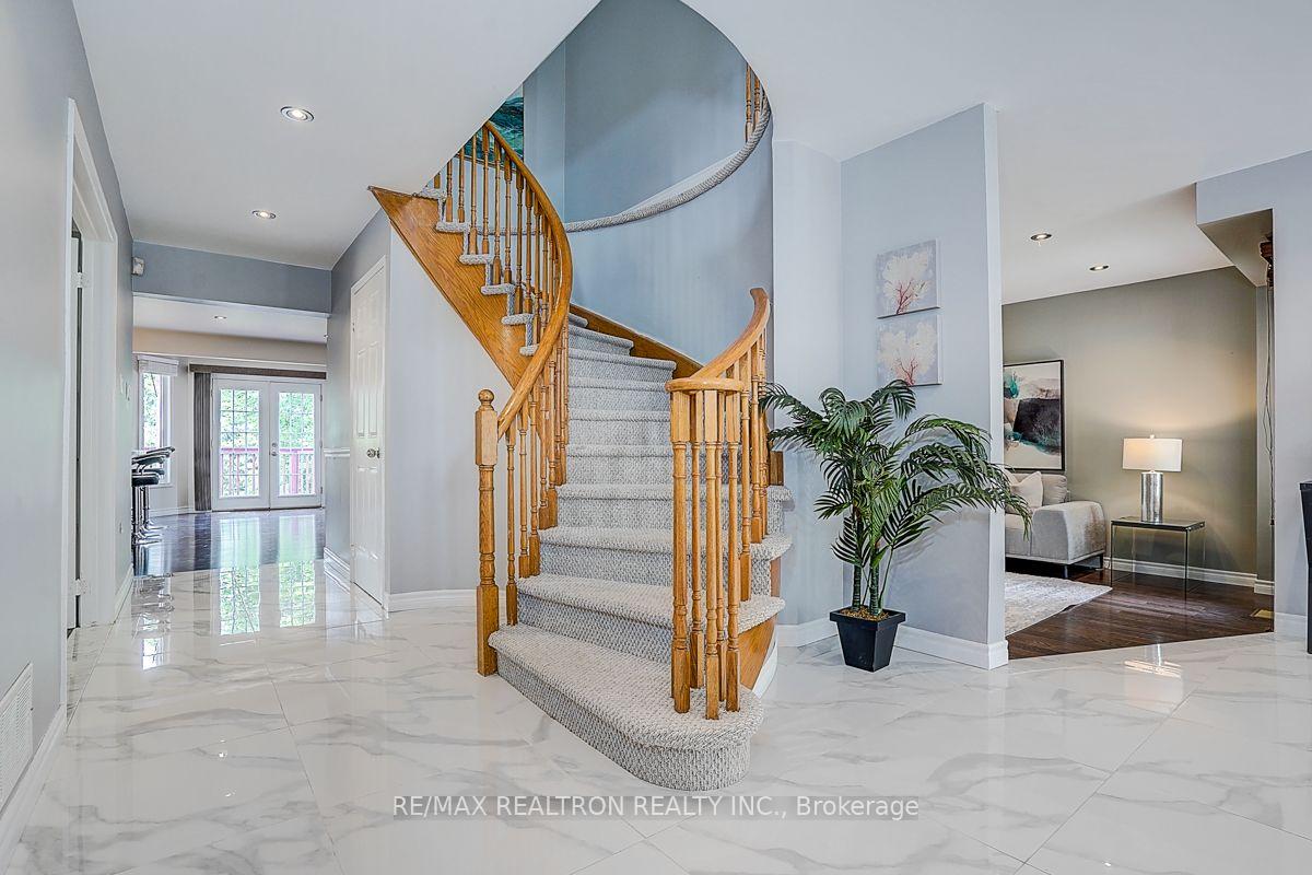 Photo 20 of 233 Brimson Drive, Newmarket, Glenway Estates — HOMEH