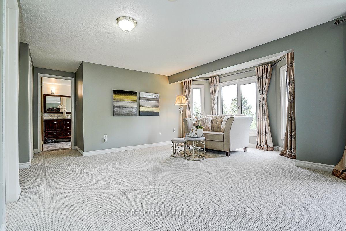 Photo 24 of 233 Brimson Drive, Newmarket, Glenway Estates — HOMEH
