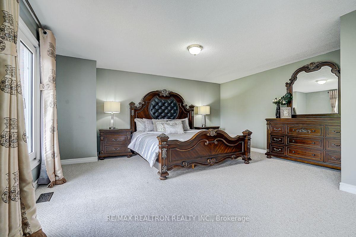 Photo 25 of 233 Brimson Drive, Newmarket, Glenway Estates — HOMEH