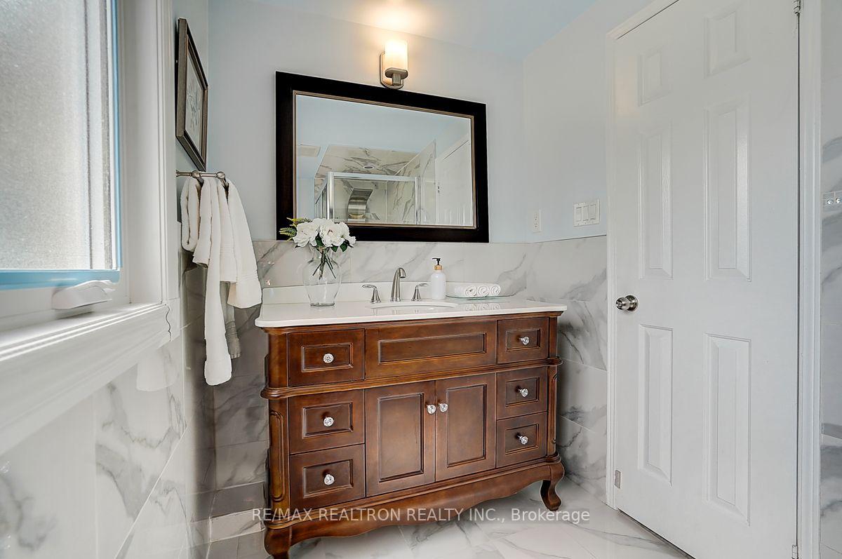 Photo 37 of 233 Brimson Drive, Newmarket, Glenway Estates — HOMEH