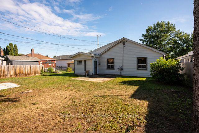 Photo 19 of 2011 Murray Avenue, Thunder Bay, Hyde Park — HOMEH