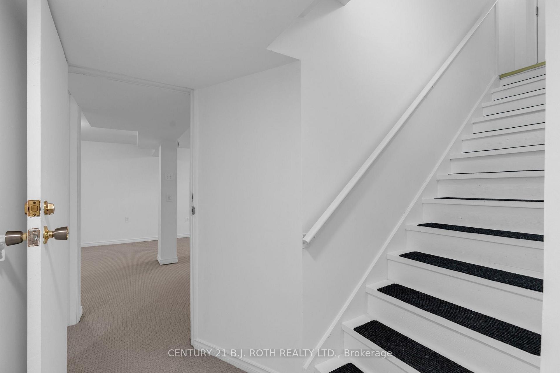Photo 23 of 957 7th Line, Innisfil, Alcona — HOMEH