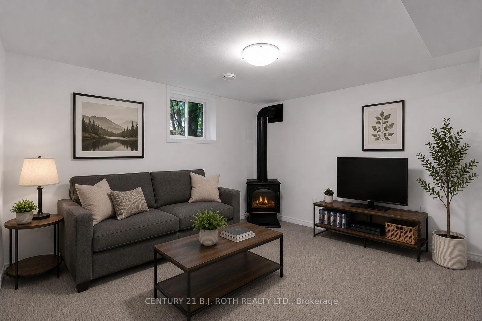 Photo 25 of 957 7th Line, Innisfil, Alcona — HOMEH