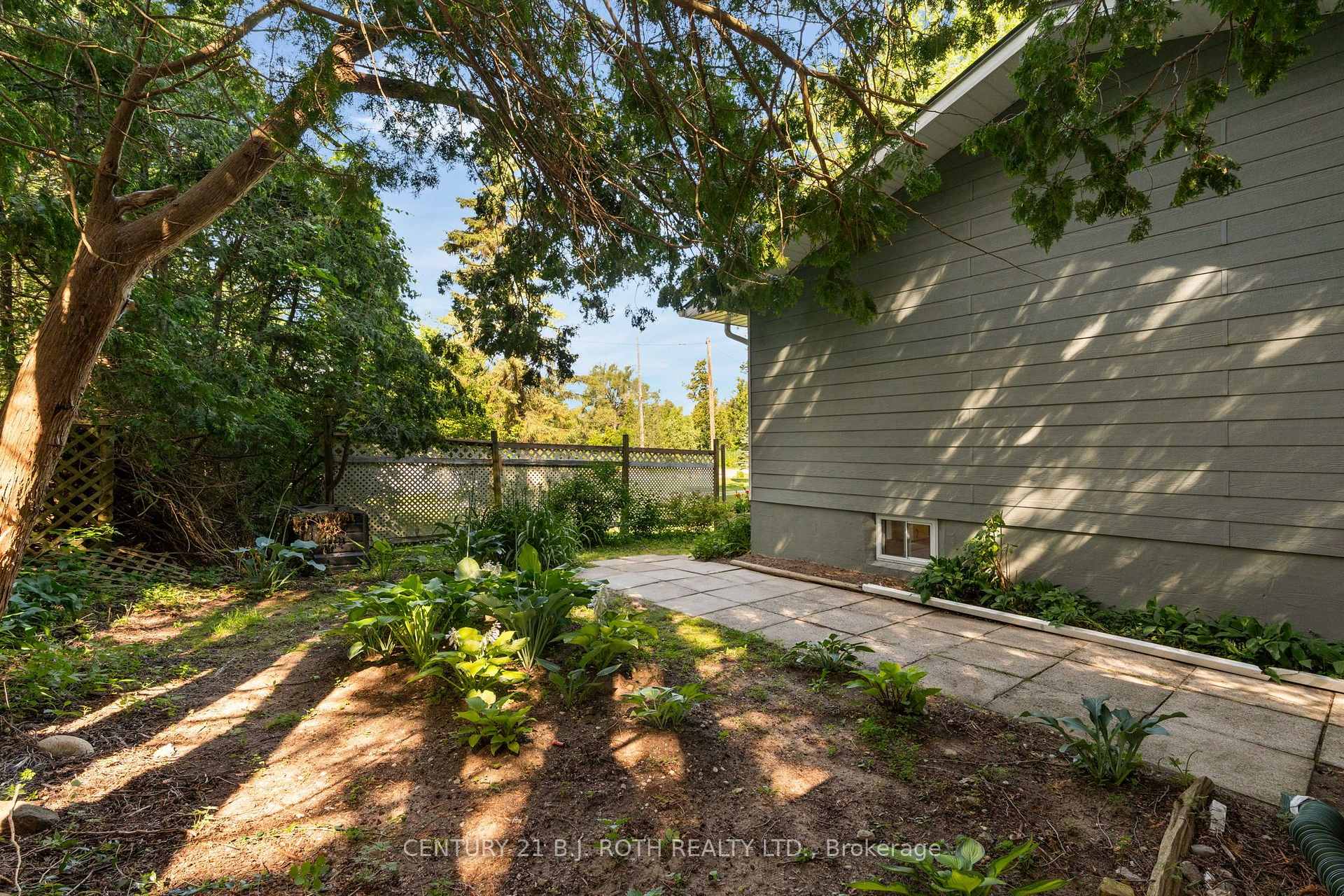 Photo 35 of 957 7th Line, Innisfil, Alcona — HOMEH