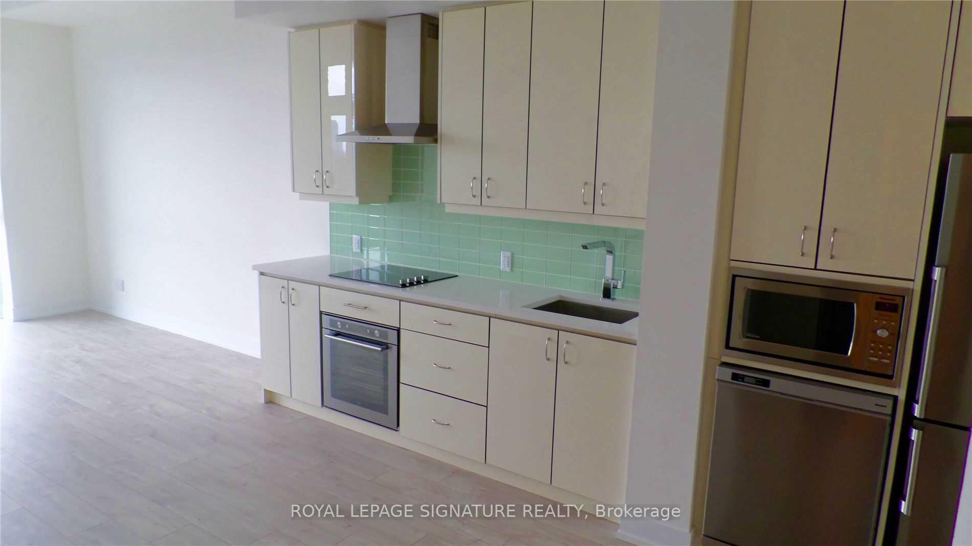 Photo 2 of Unit 807, 75 The Donway, North York, Banbury-Don Mills — HOMEH