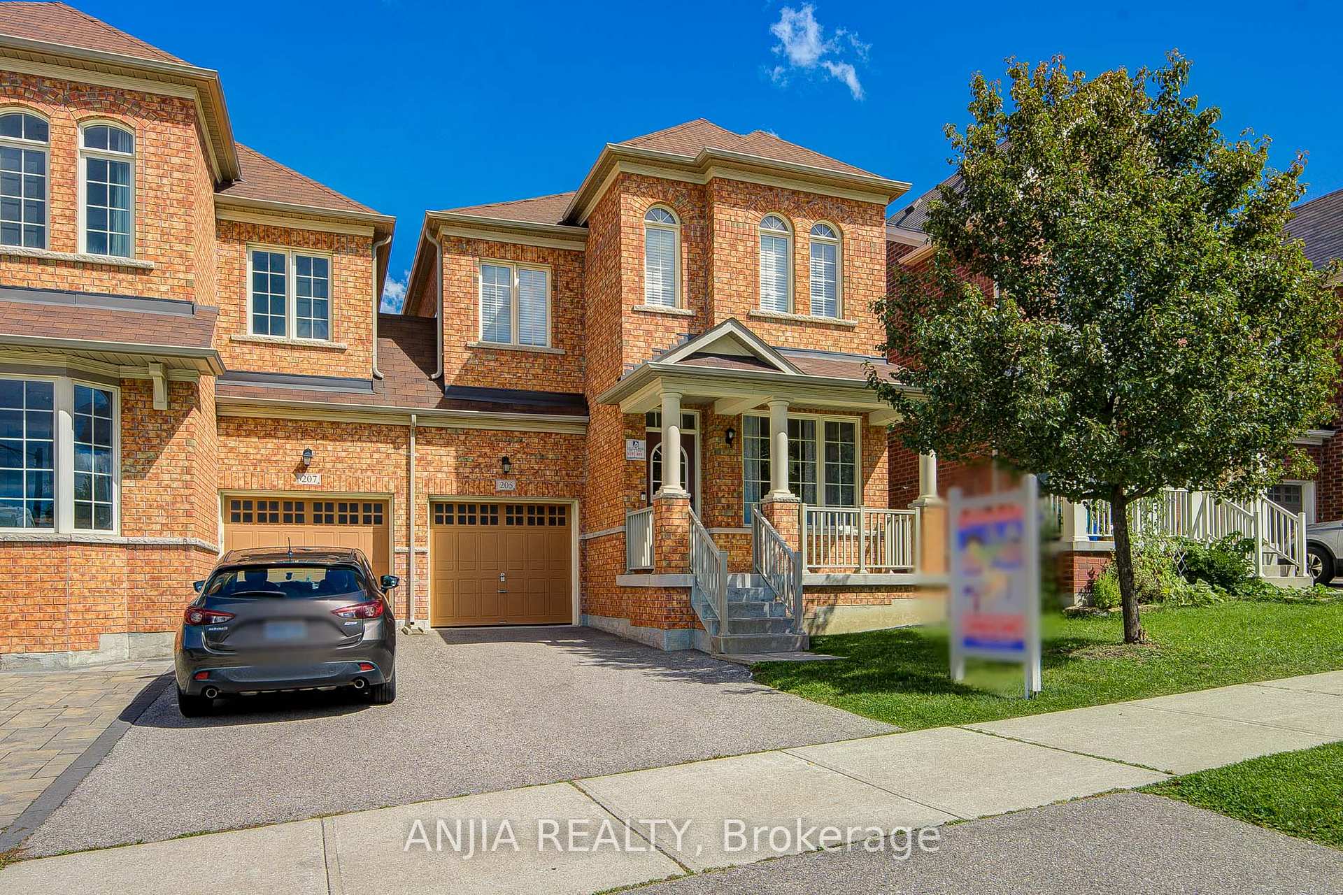 Photo of 205 Harbord Street