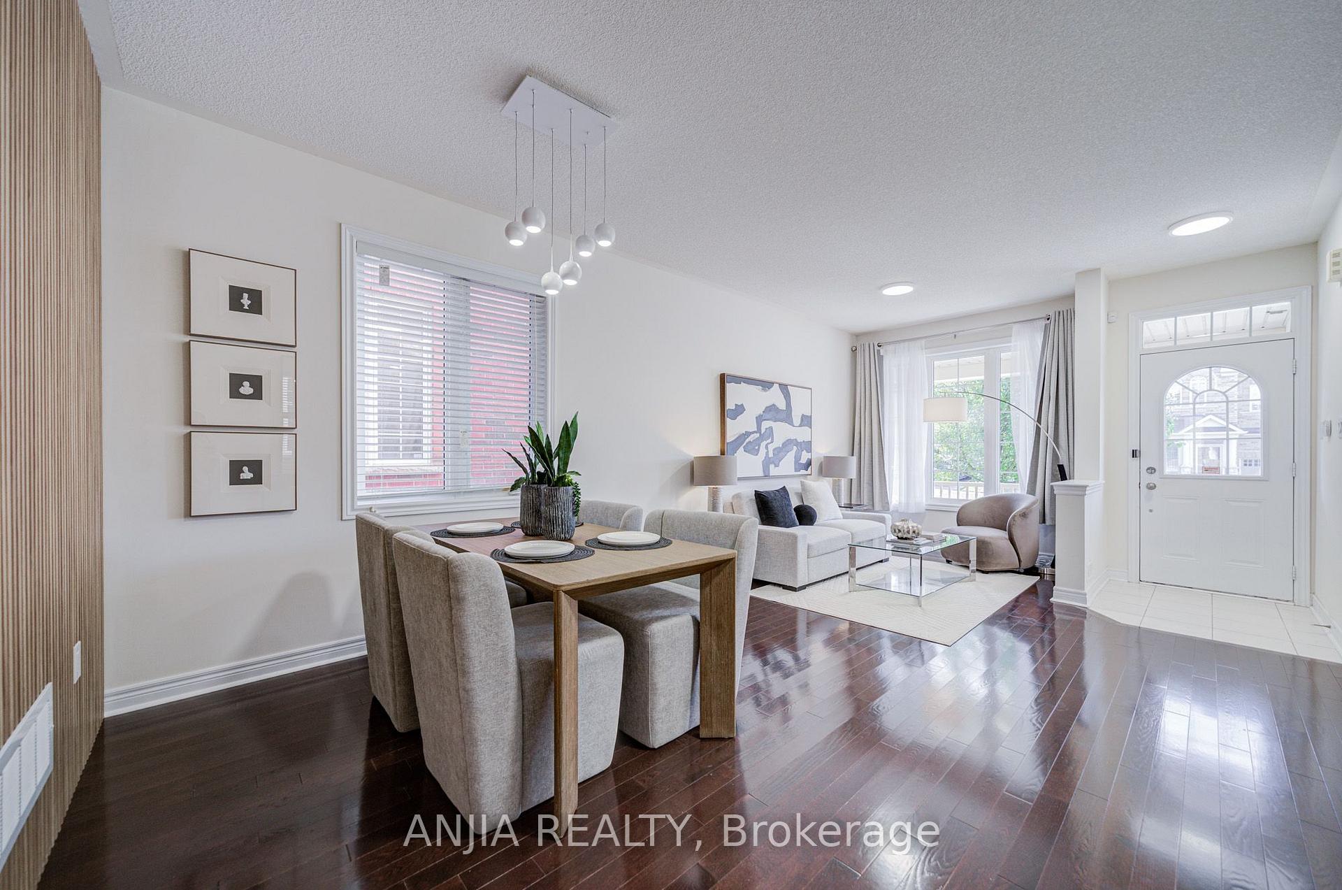 Photo 13 of 205 Harbord Street, Markham, Berczy — HOMEH
