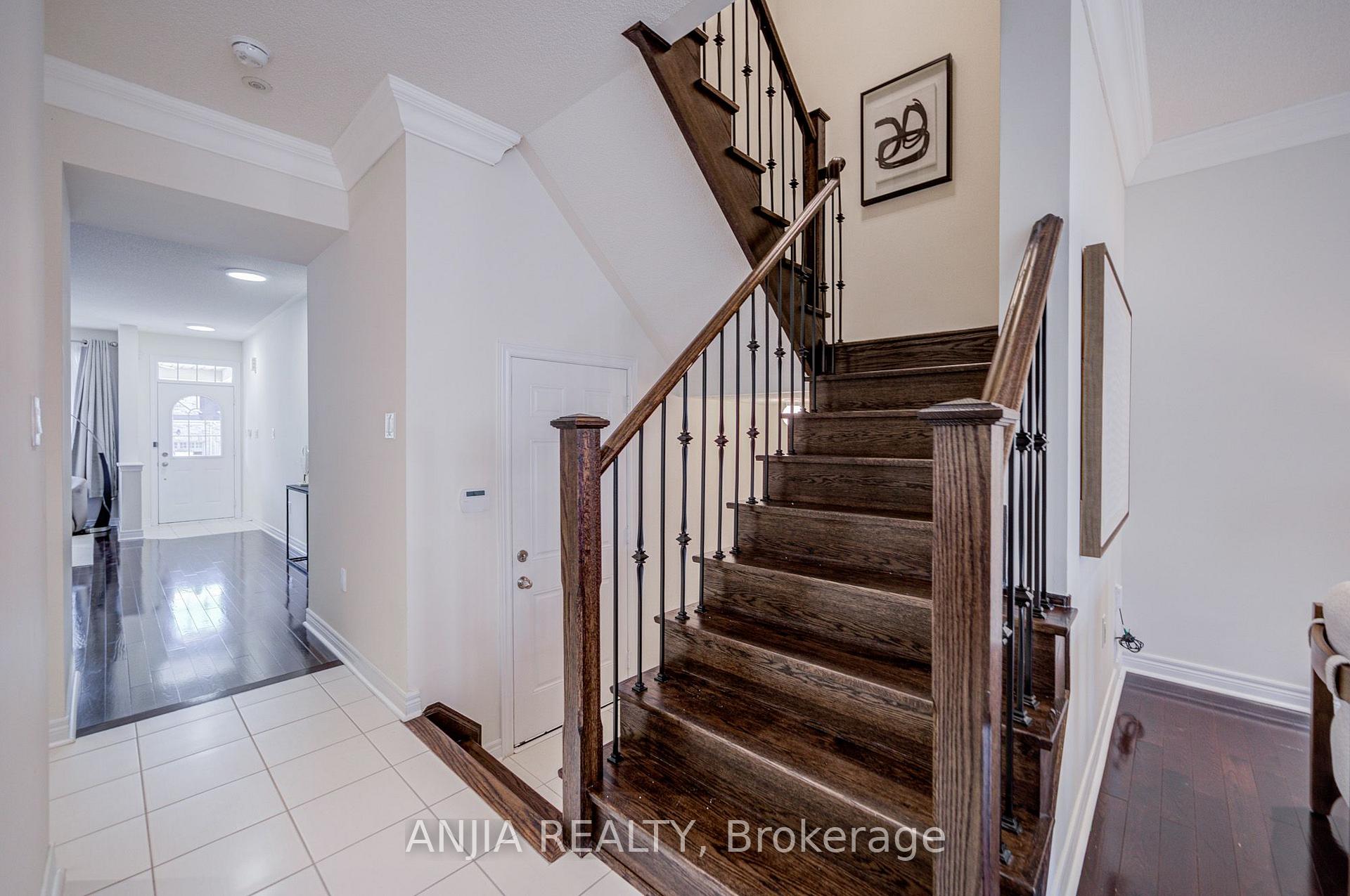 Photo 15 of 205 Harbord Street, Markham, Berczy — HOMEH