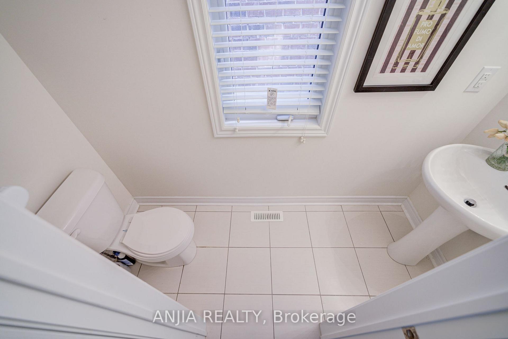 Photo 16 of 205 Harbord Street, Markham, Berczy — HOMEH