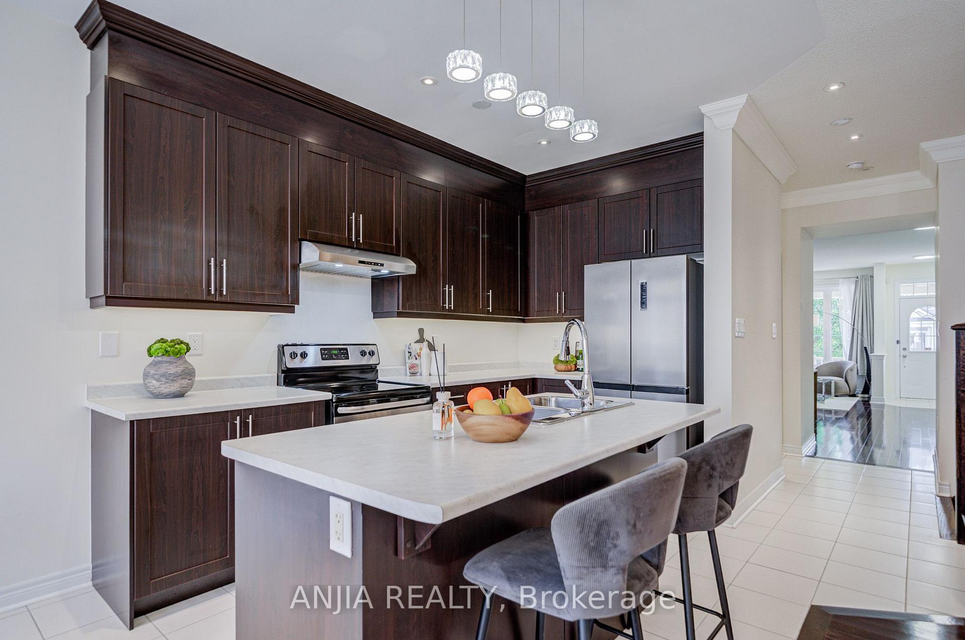 Photo 21 of 205 Harbord Street, Markham, Berczy — HOMEH