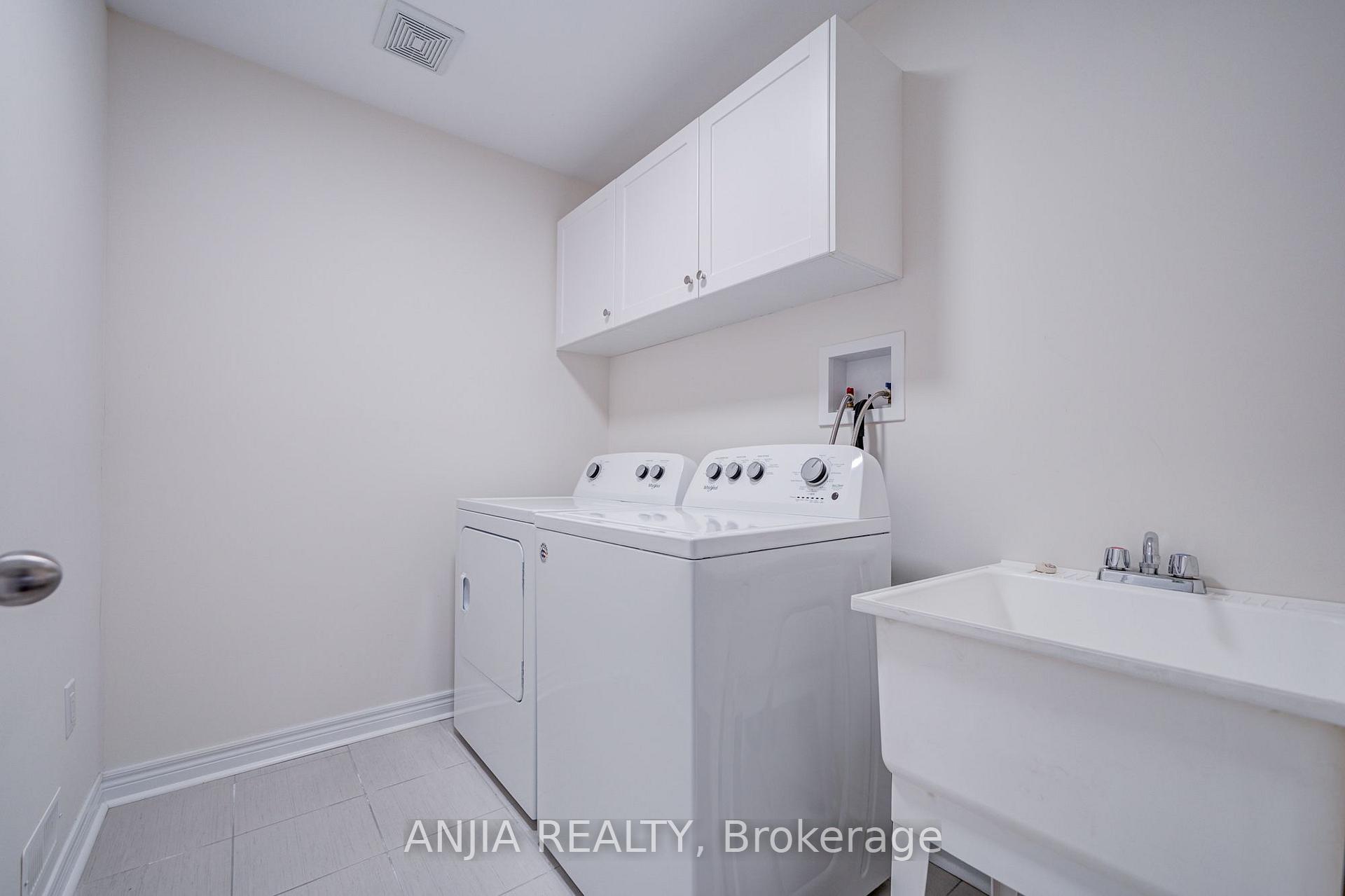 Photo 40 of 205 Harbord Street, Markham, Berczy — HOMEH