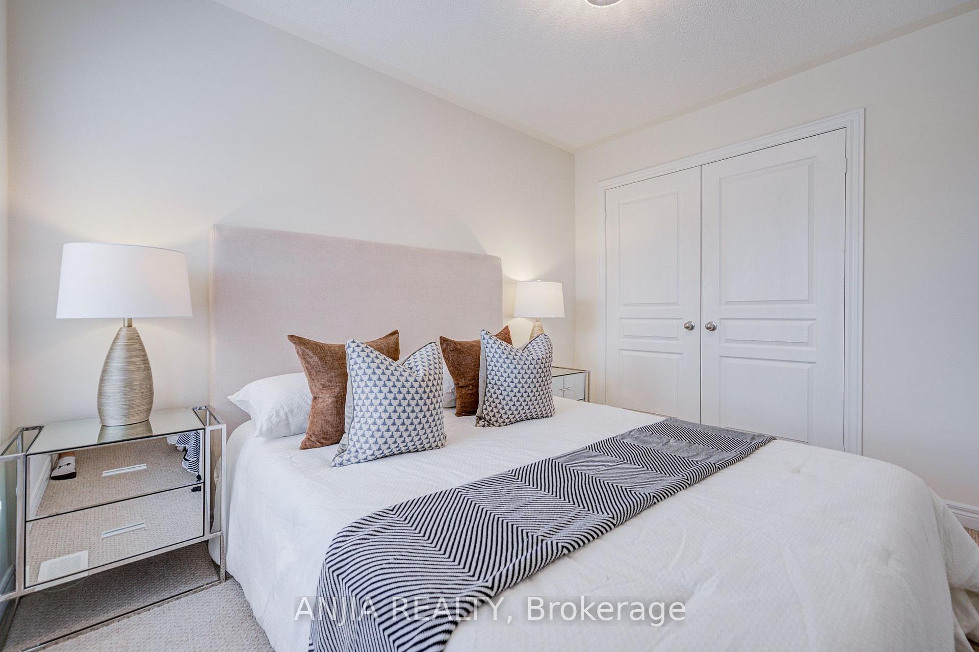 Photo 44 of 205 Harbord Street, Markham, Berczy — HOMEH