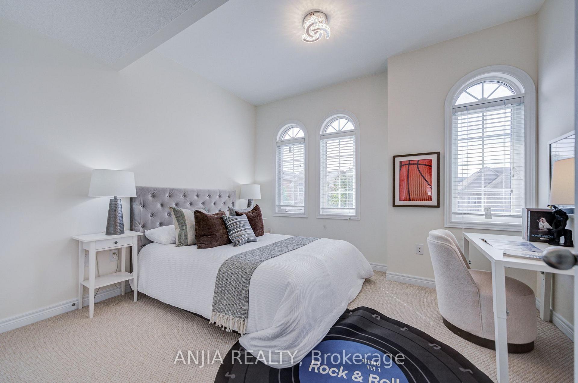 Photo 46 of 205 Harbord Street, Markham, Berczy — HOMEH