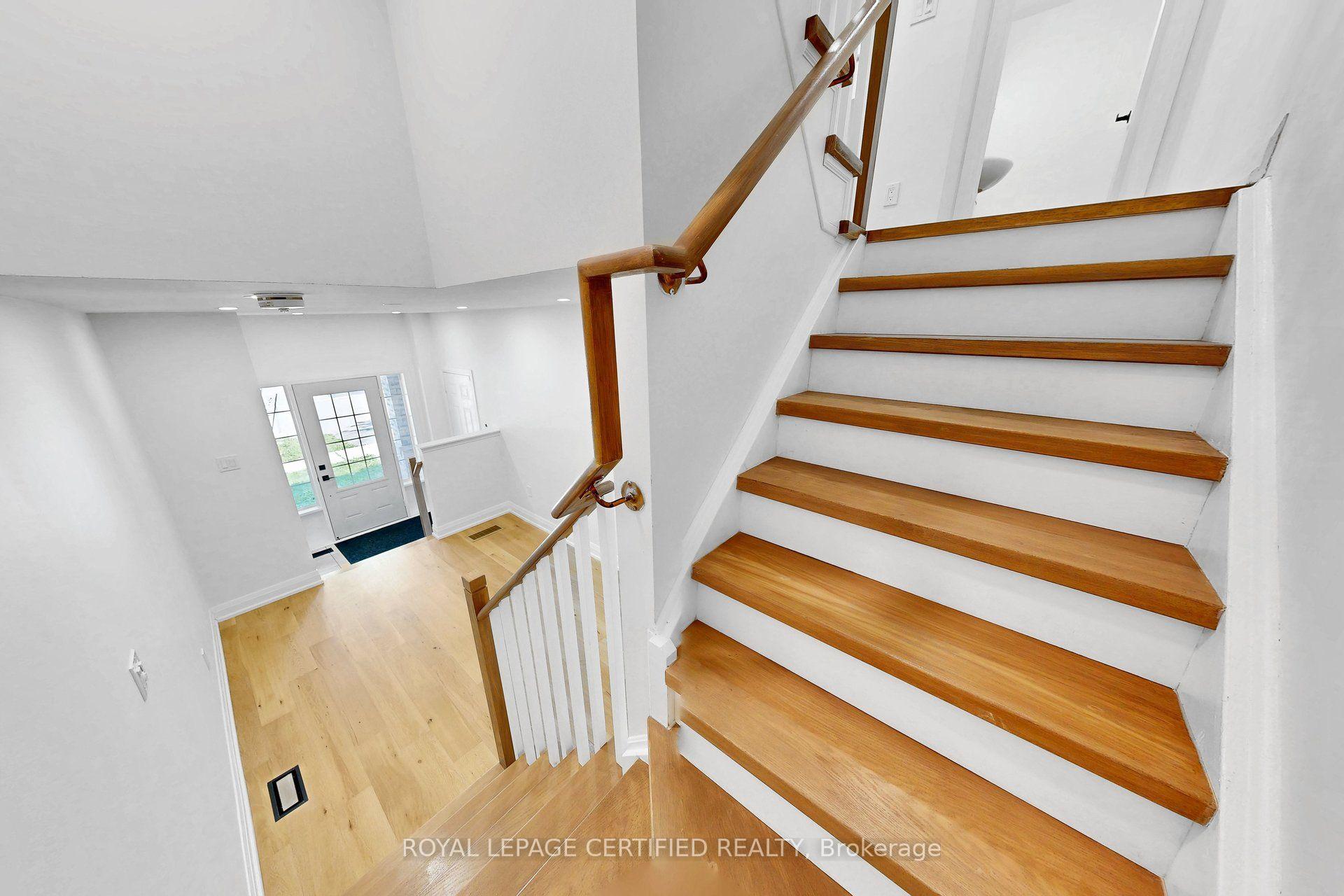 Photo 9 of 36 Silvester Street, Ajax, Central East — HOMEH