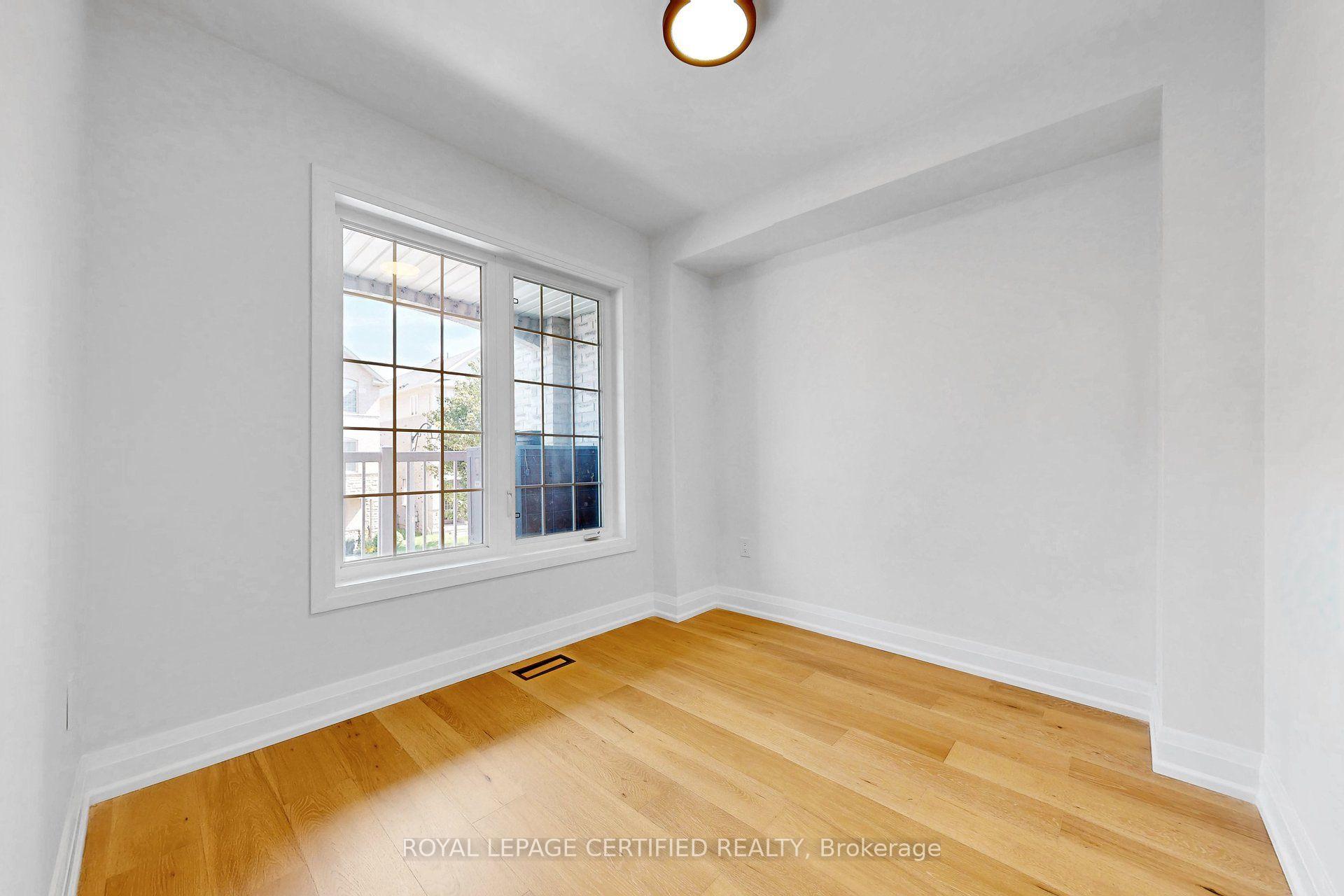 Photo 19 of 36 Silvester Street, Ajax, Central East — HOMEH