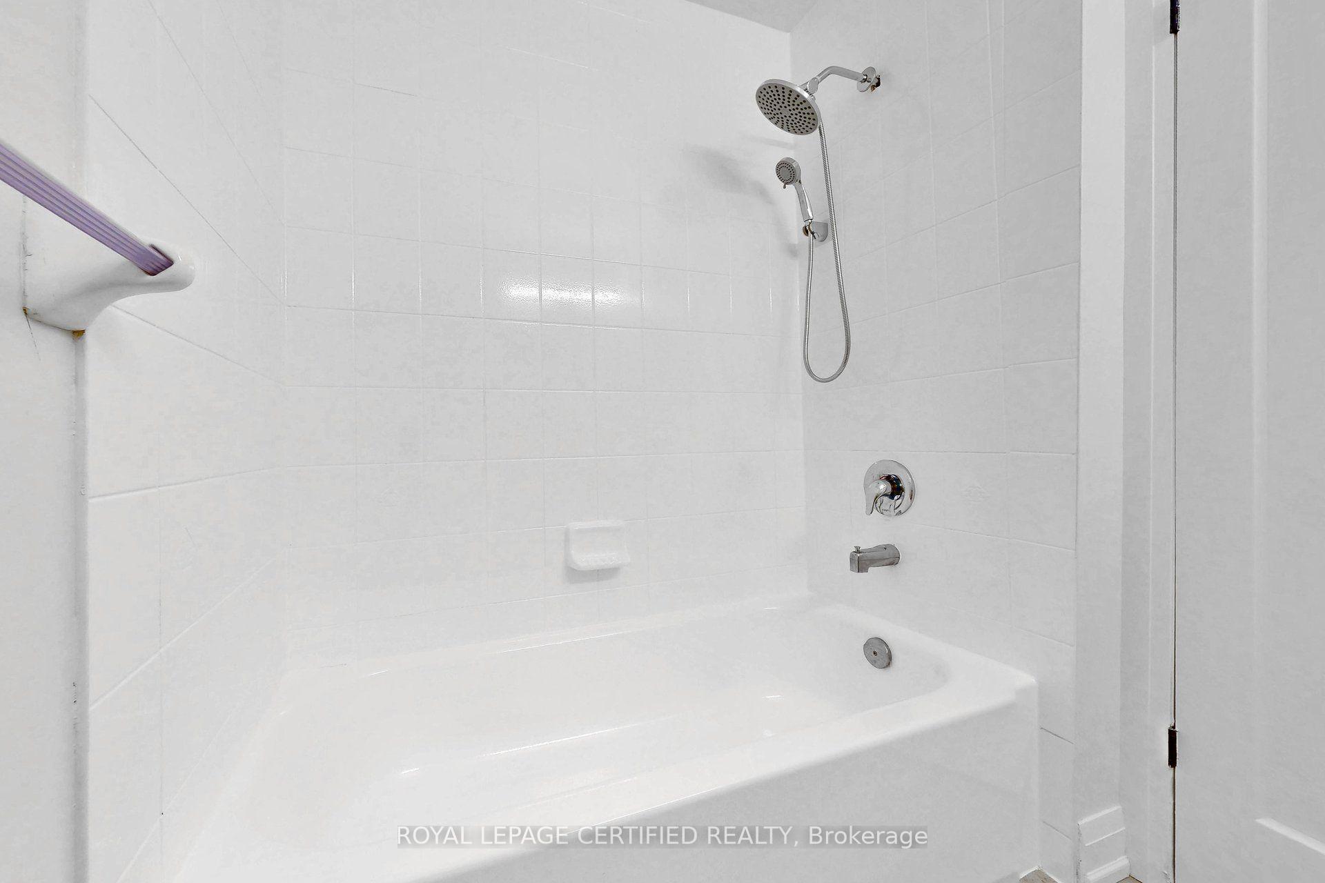 Photo 28 of 36 Silvester Street, Ajax, Central East — HOMEH