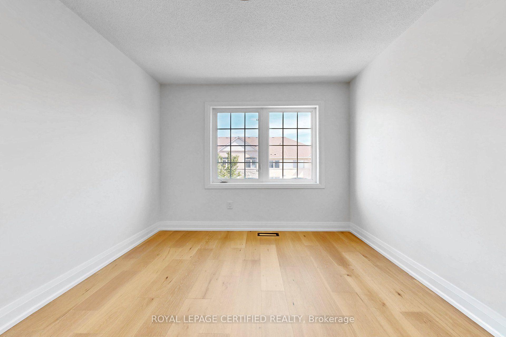 Photo 31 of 36 Silvester Street, Ajax, Central East — HOMEH