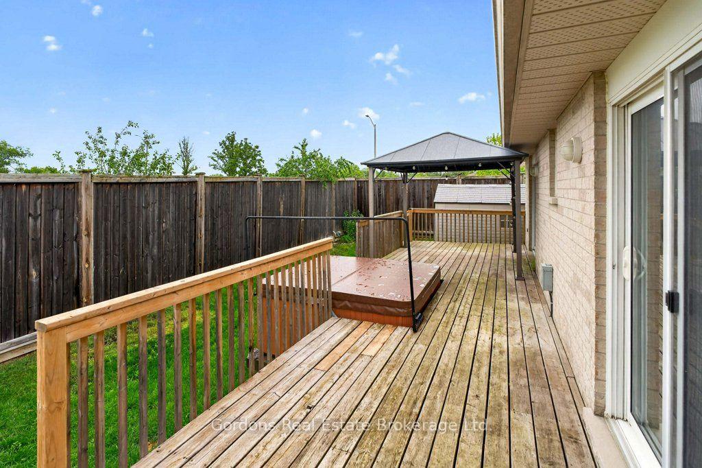 Photo 9 of 66 Spruce Gardens, Belleville, Belleville Ward — HOMEH