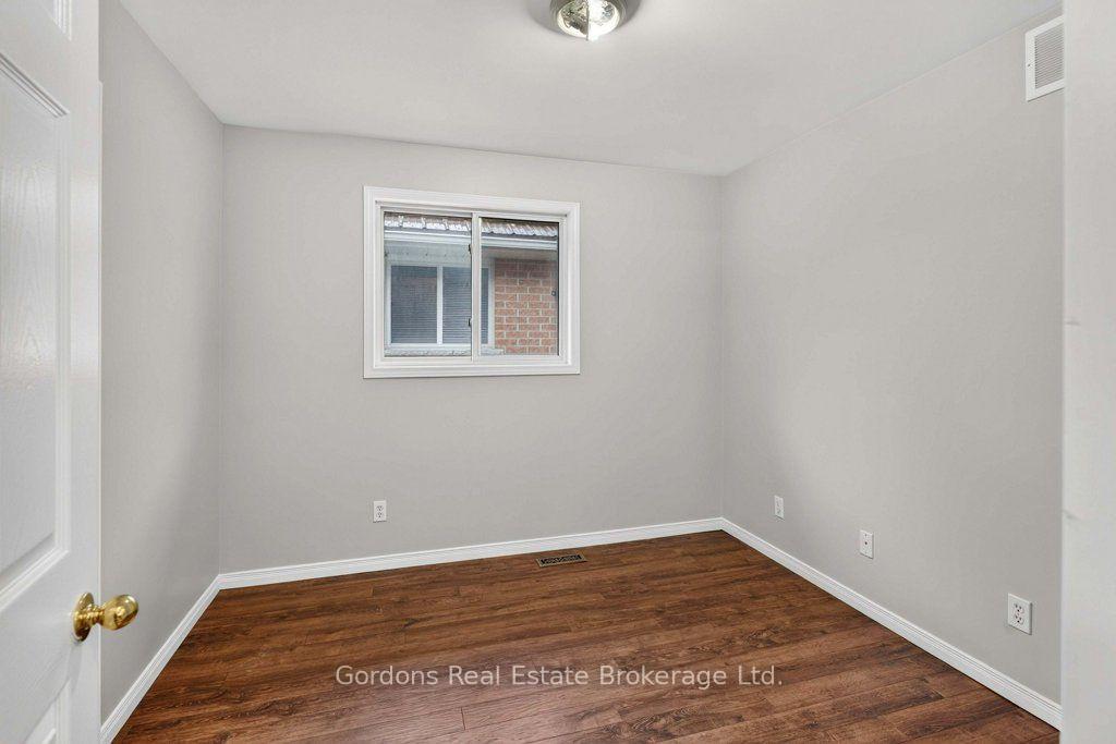 Photo 27 of 66 Spruce Gardens, Belleville, Belleville Ward — HOMEH