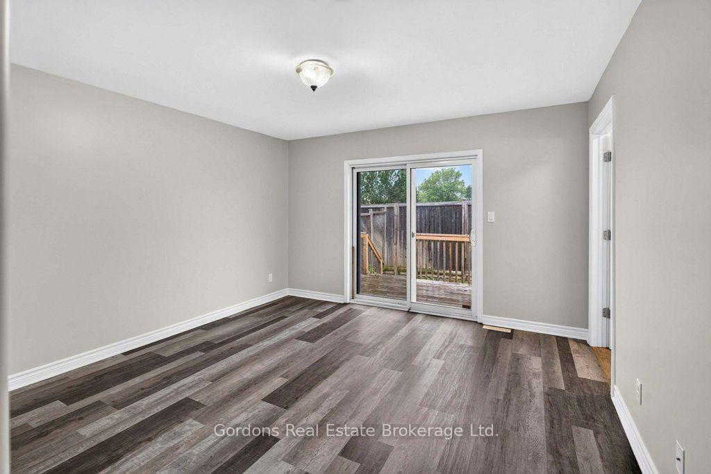 Photo 35 of 66 Spruce Gardens, Belleville, Belleville Ward — HOMEH
