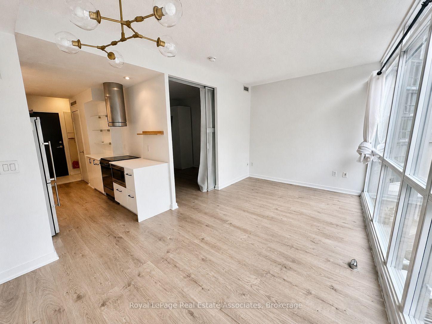 Photo 6 of Unit 505, 38 Dan Leckie Way, Toronto, Waterfront Communities — HOMEH
