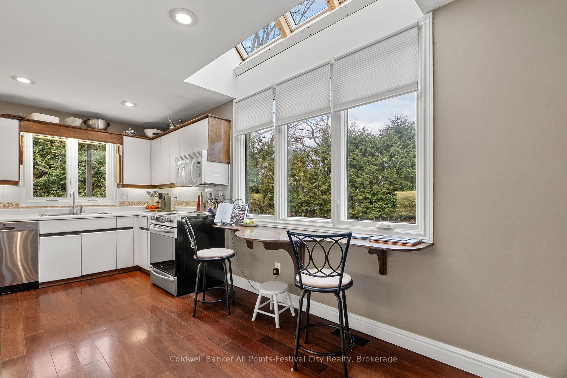 Photo 18 of 76582 Jowett's Grove Road, Bluewater, Bayfield — HOMEH