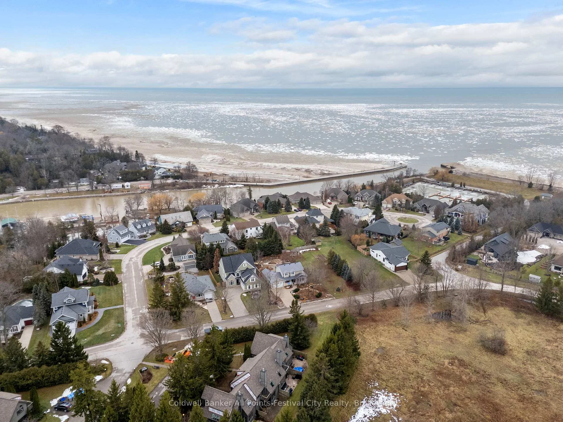 Photo 51 of 76582 Jowett's Grove Road, Bluewater, Bayfield — HOMEH