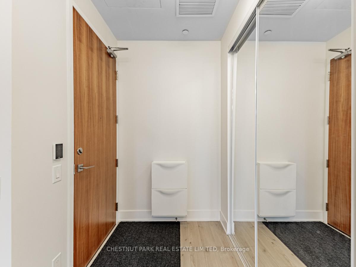 Photo 3 of Unit 420, 111 St Clair Avenue, Toronto, Yonge-St. Clair — HOMEH