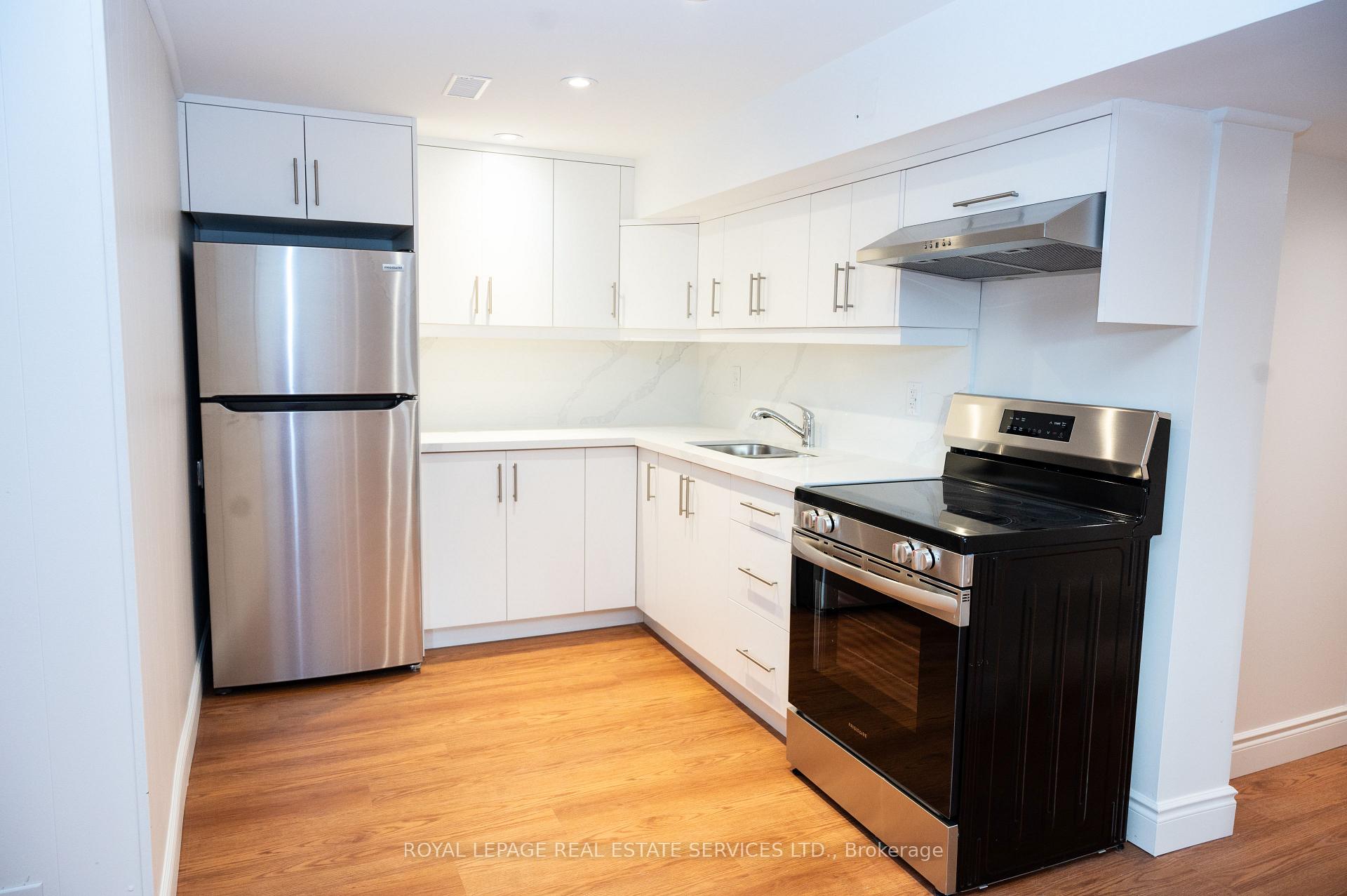Photo 8 of Unit Lower, 35 Silverhill Drive, Etobicoke, Islington-City Centre West — HOMEH
