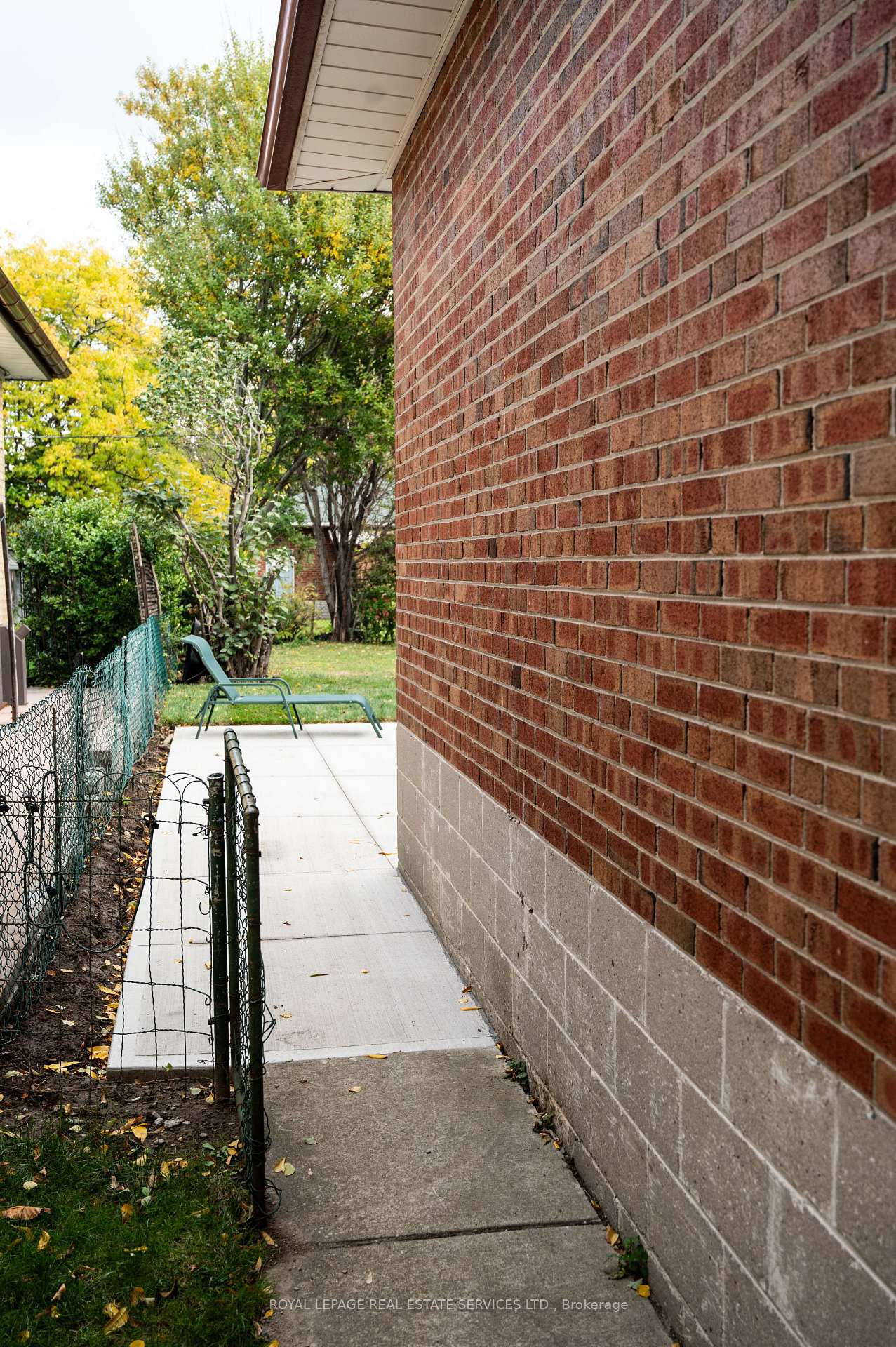 Photo 21 of Unit Lower, 35 Silverhill Drive, Etobicoke, Islington-City Centre West — HOMEH