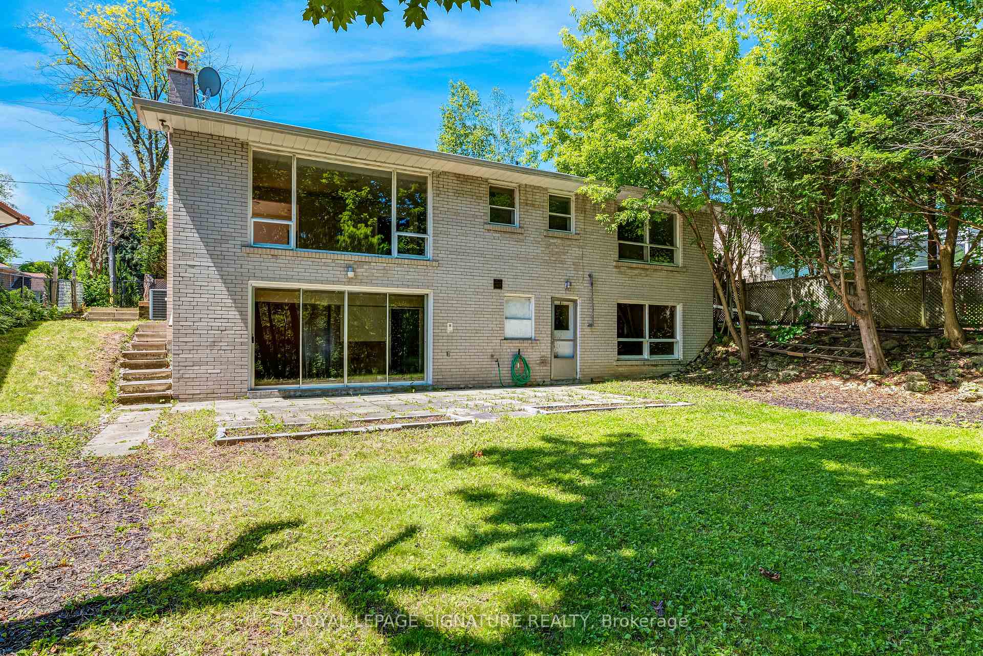 Photo 28 of 209 Burbank Drive, North York, Bayview Village — HOMEH