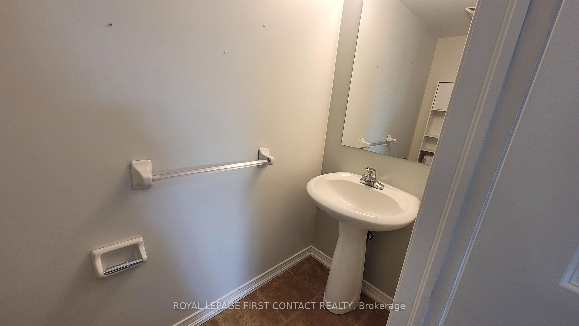 Photo 6 of Unit 6, 17 Cheltenham Road, Barrie, Georgian Drive — HOMEH