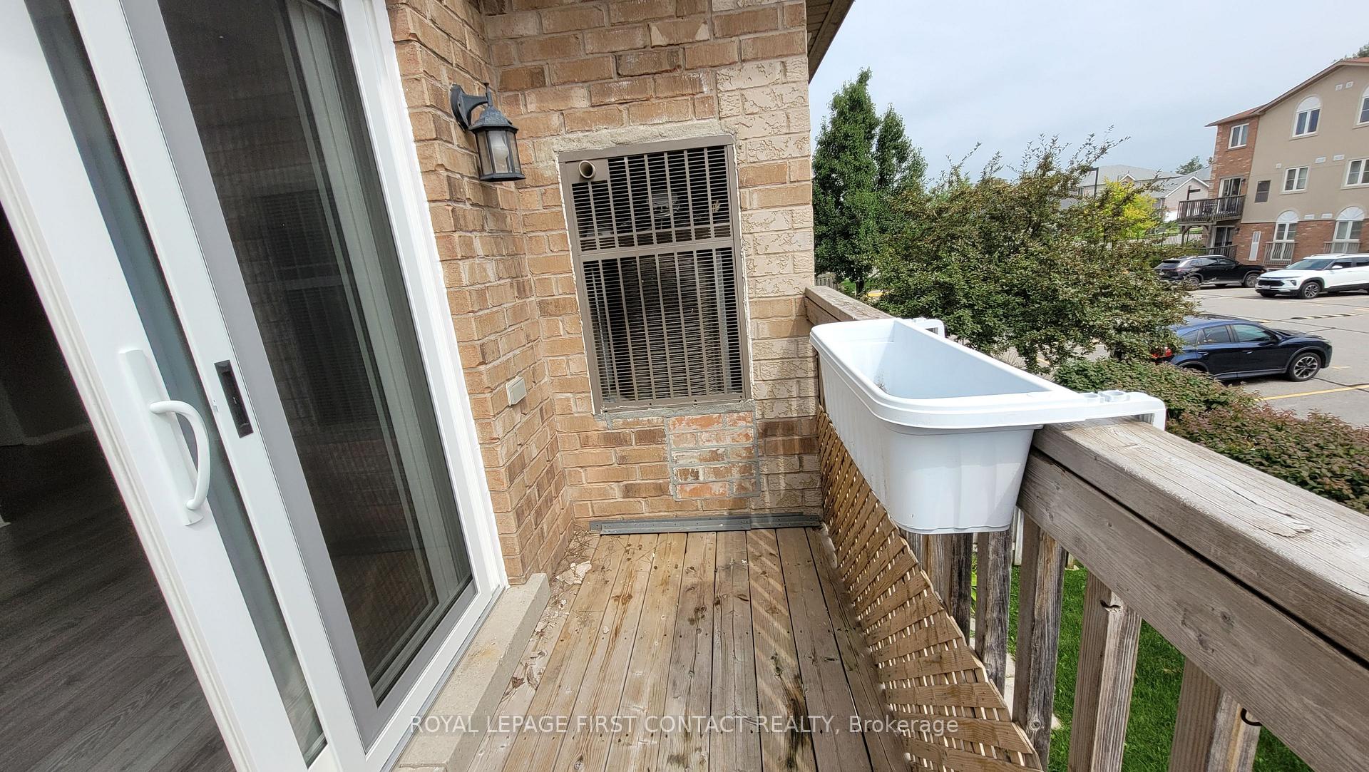Photo 7 of Unit 6, 17 Cheltenham Road, Barrie, Georgian Drive — HOMEH