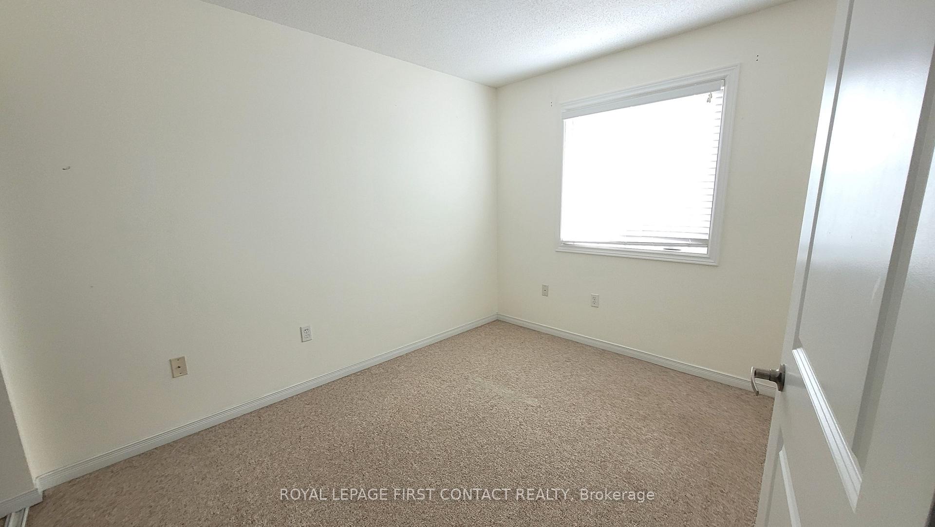 Photo 14 of Unit 6, 17 Cheltenham Road, Barrie, Georgian Drive — HOMEH