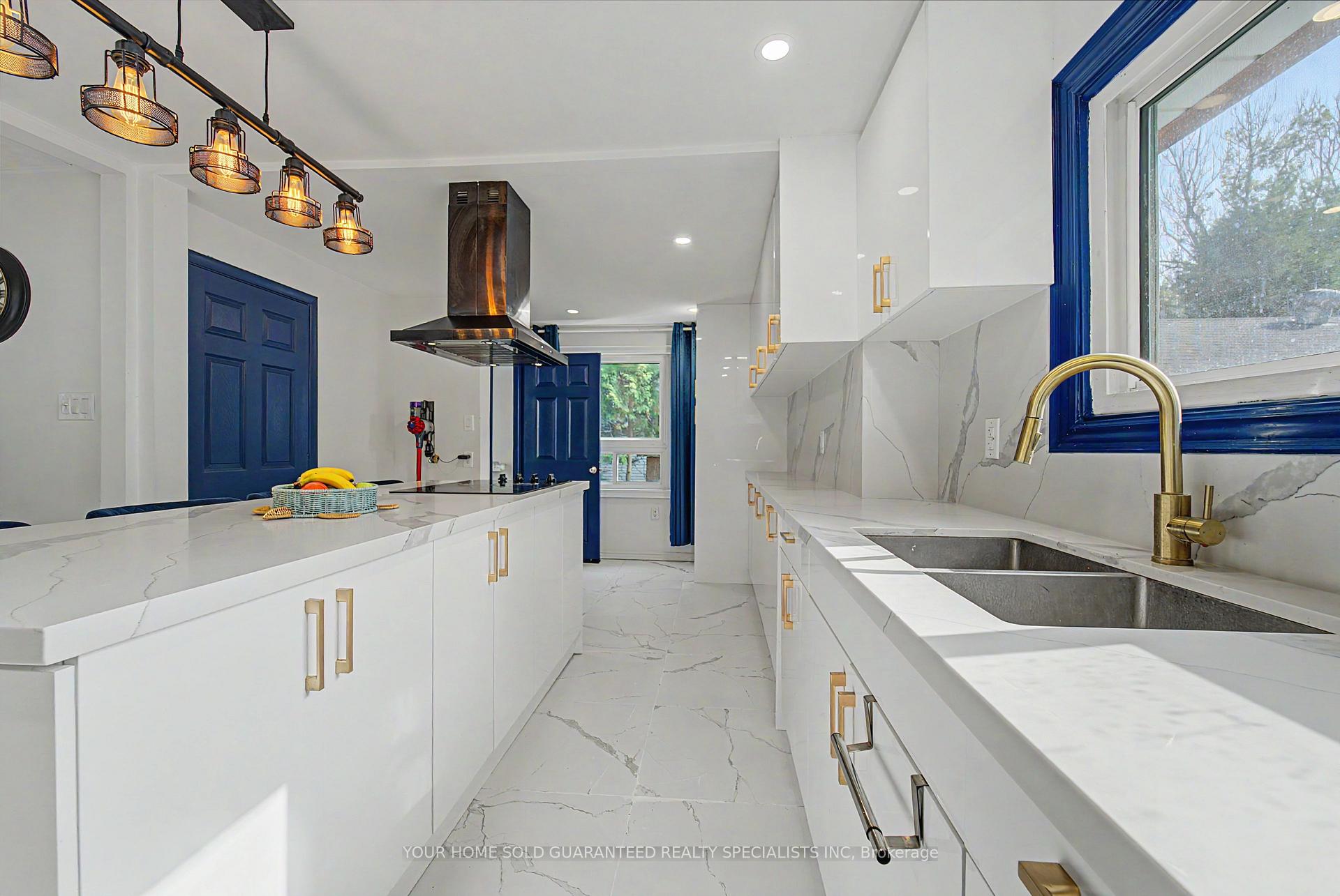 Photo 8 of 14376 Jane Street, King, King City — HOMEH