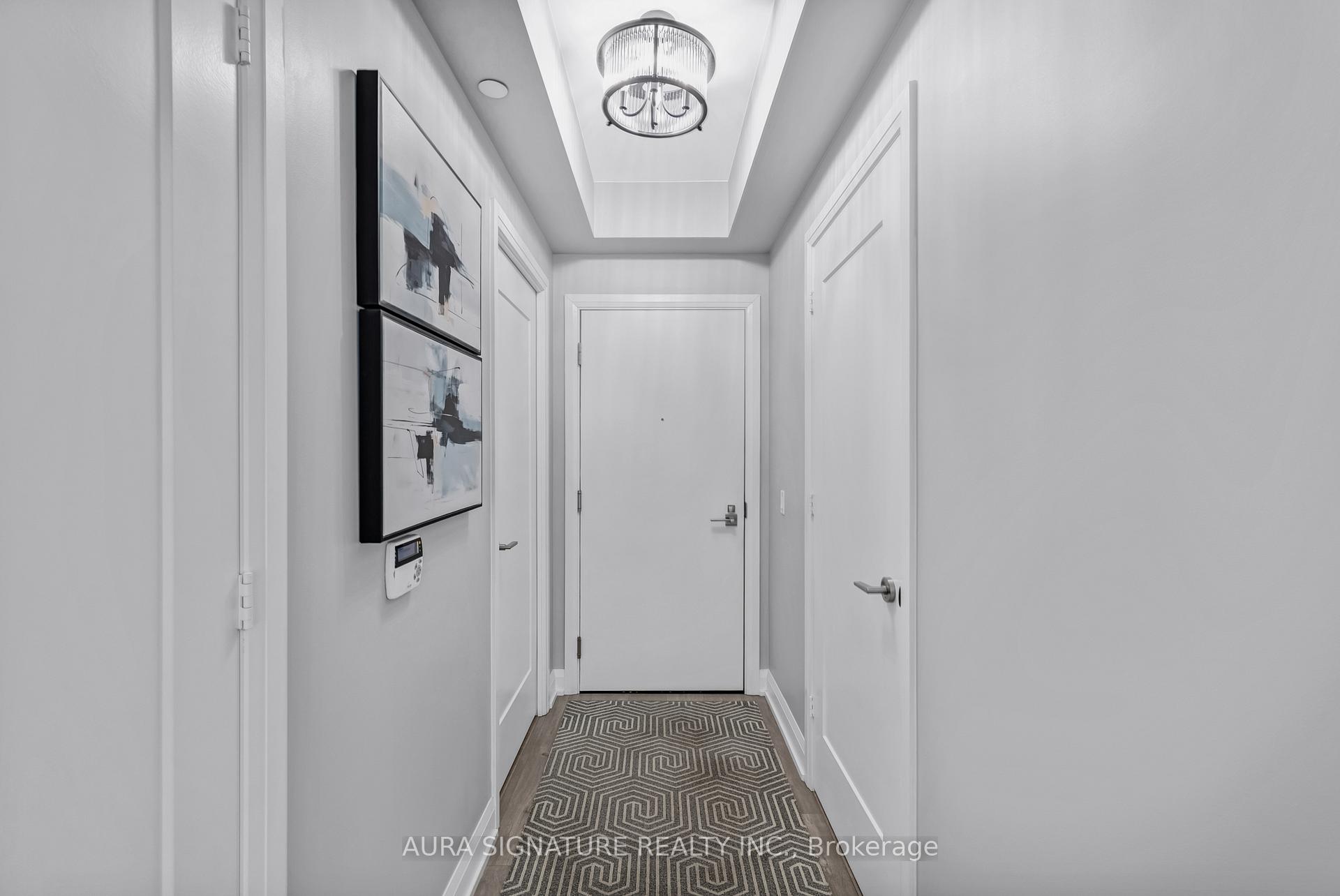 Photo 2 of Unit 901, 110 Marine Parade Drive, Etobicoke, Mimico — HOMEH