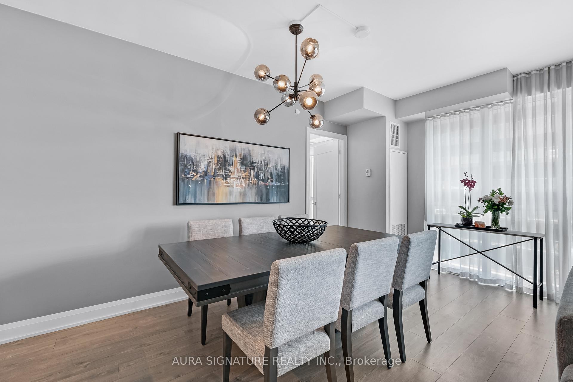 Photo 11 of Unit 901, 110 Marine Parade Drive, Etobicoke, Mimico — HOMEH