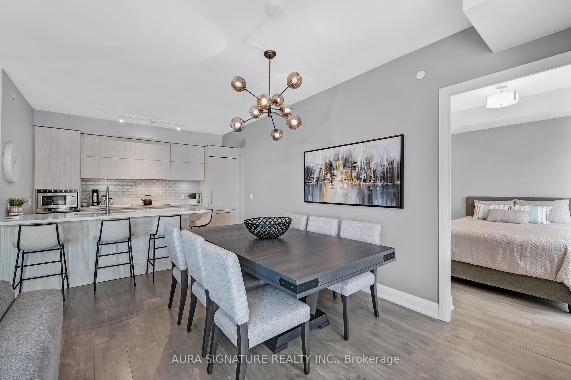 Photo 14 of Unit 901, 110 Marine Parade Drive, Etobicoke, Mimico — HOMEH